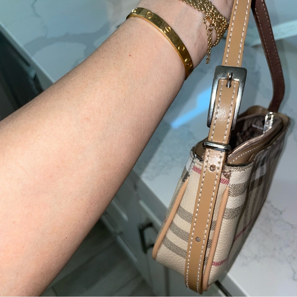 Burberry pochette bag purse - Picture 4 of 10